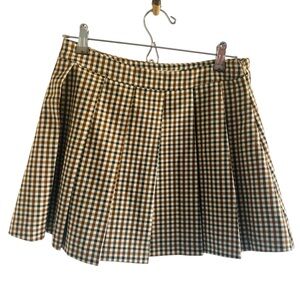 Moon River Plaid Pleated Mini Skirt in Brown, Black & Cream